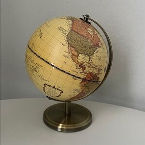 Classic World Globe8”H  Legend